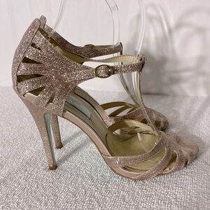 Vintage Y2K Betsey Johnson Champagne Pink Sparkly Strappy Sandal Heels 7